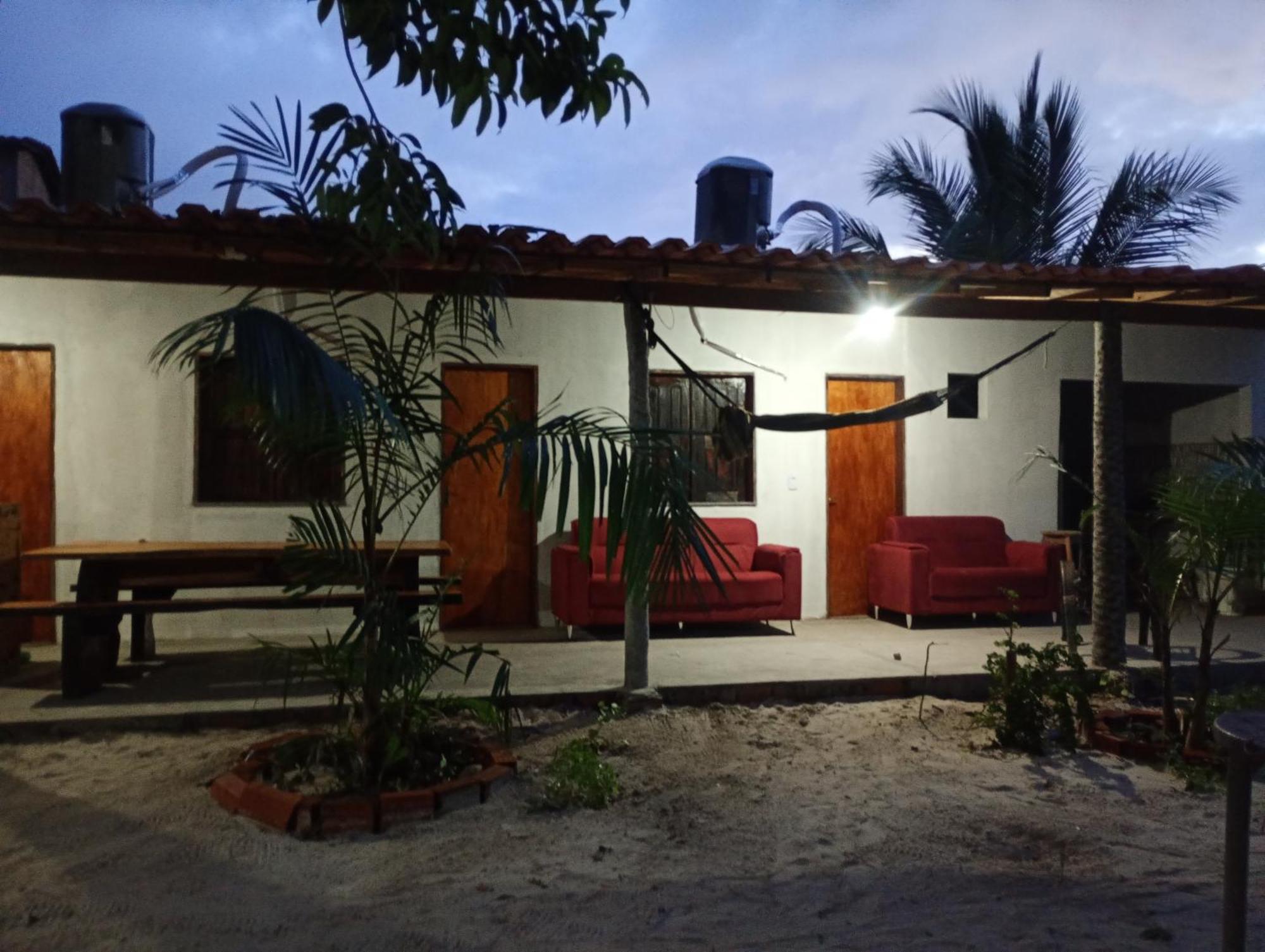 Hostel E Camping Na Rua Das Flores Santo Amaro do Maranhao Εξωτερικό φωτογραφία