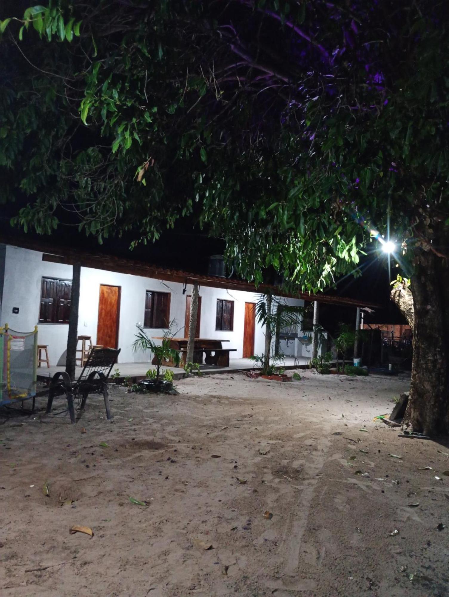 Hostel E Camping Na Rua Das Flores Santo Amaro do Maranhao Εξωτερικό φωτογραφία