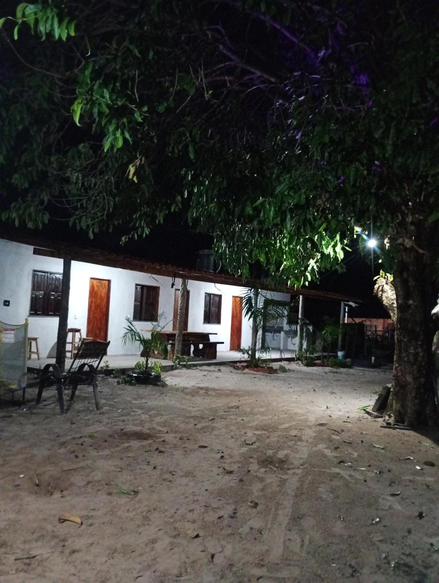 Hostel E Camping Na Rua Das Flores Santo Amaro do Maranhao Εξωτερικό φωτογραφία