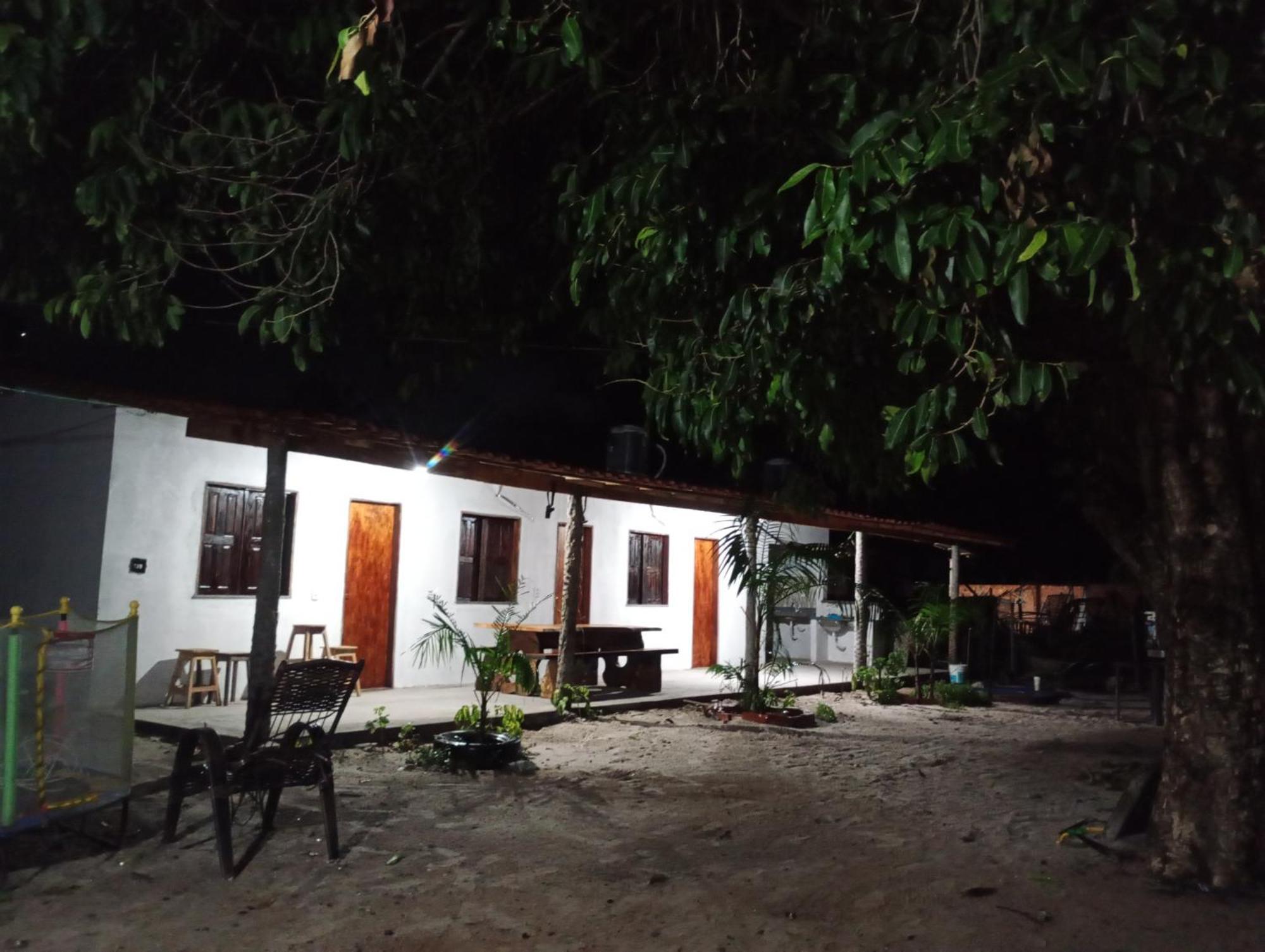 Hostel E Camping Na Rua Das Flores Santo Amaro do Maranhao Εξωτερικό φωτογραφία