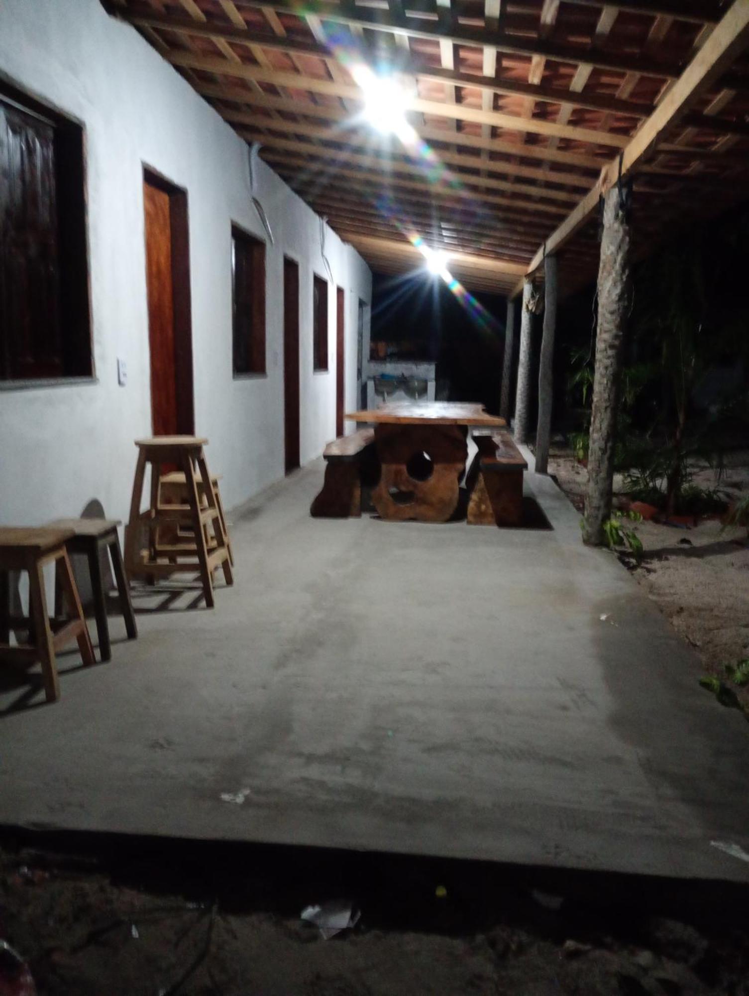 Hostel E Camping Na Rua Das Flores Santo Amaro do Maranhao Εξωτερικό φωτογραφία