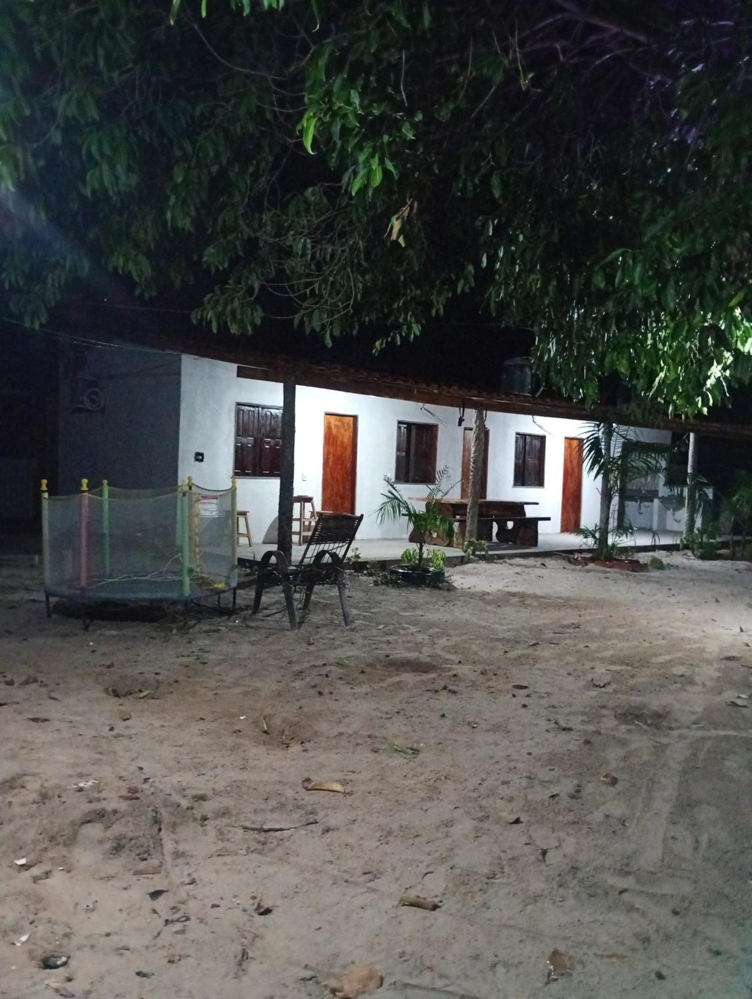 Hostel E Camping Na Rua Das Flores Santo Amaro do Maranhao Εξωτερικό φωτογραφία