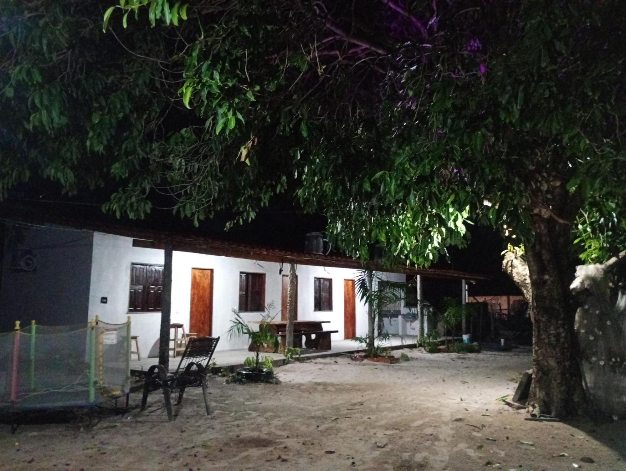 Hostel E Camping Na Rua Das Flores Santo Amaro do Maranhao Εξωτερικό φωτογραφία