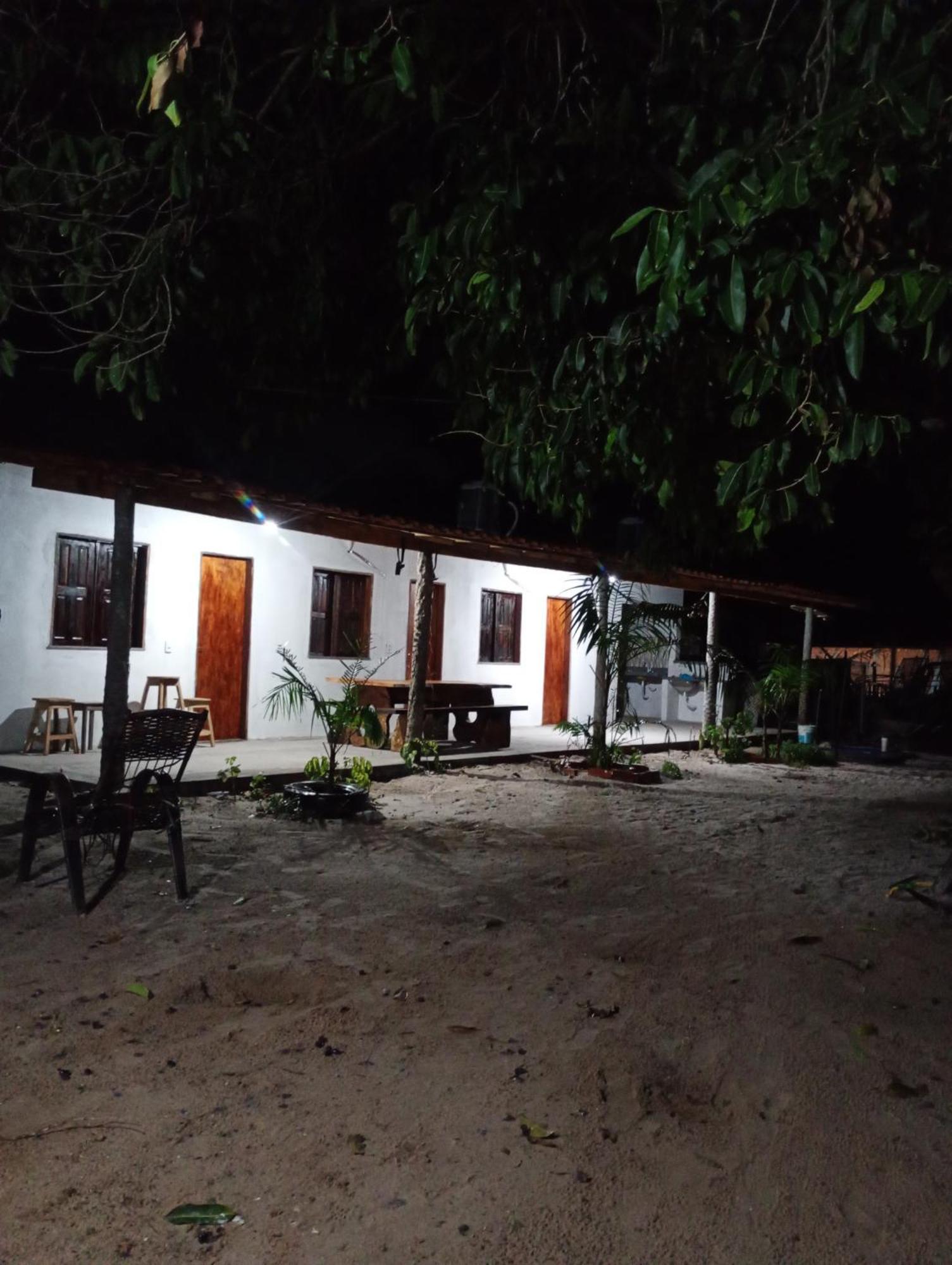Hostel E Camping Na Rua Das Flores Santo Amaro do Maranhao Εξωτερικό φωτογραφία